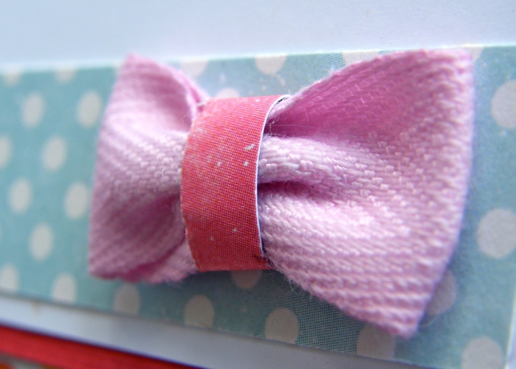 pink bow