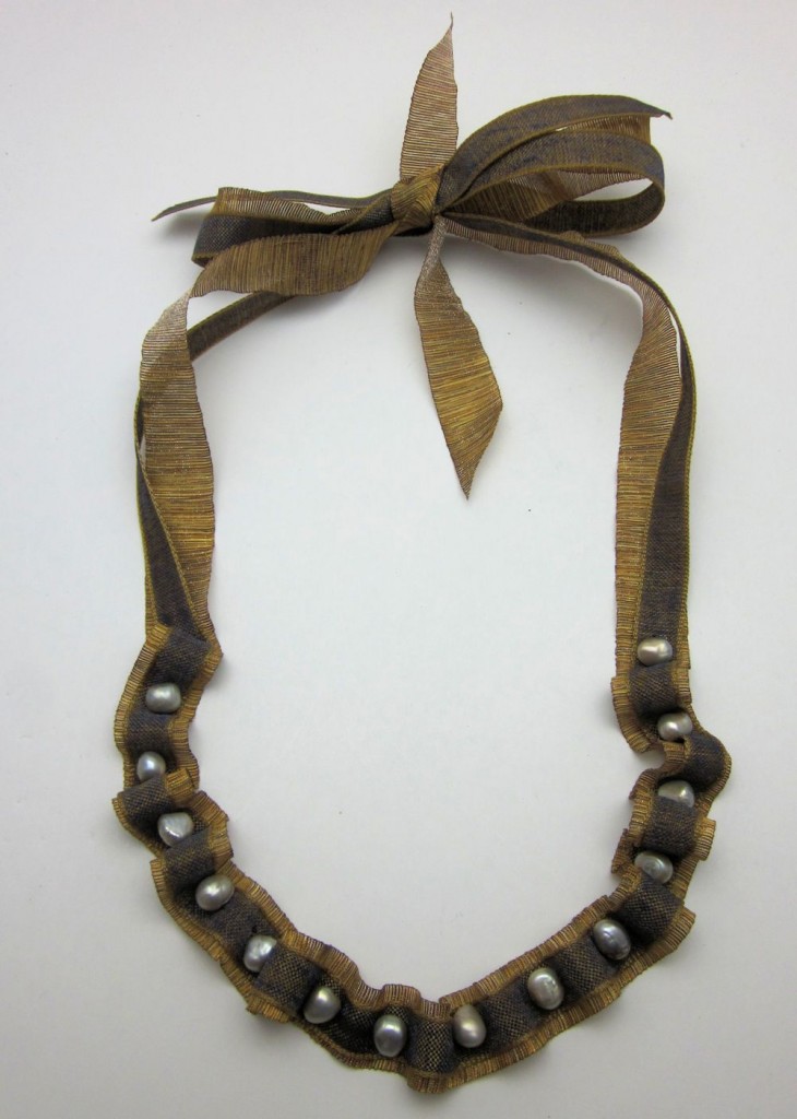 Ruffled Ribbon Necklace