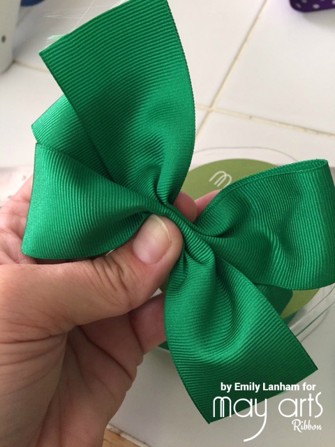 Grosgrain ribbon shop bow