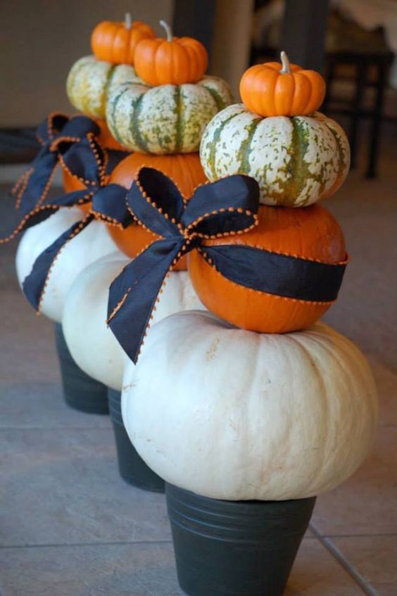 Pumpkin Thanksgiving Porch Decorations